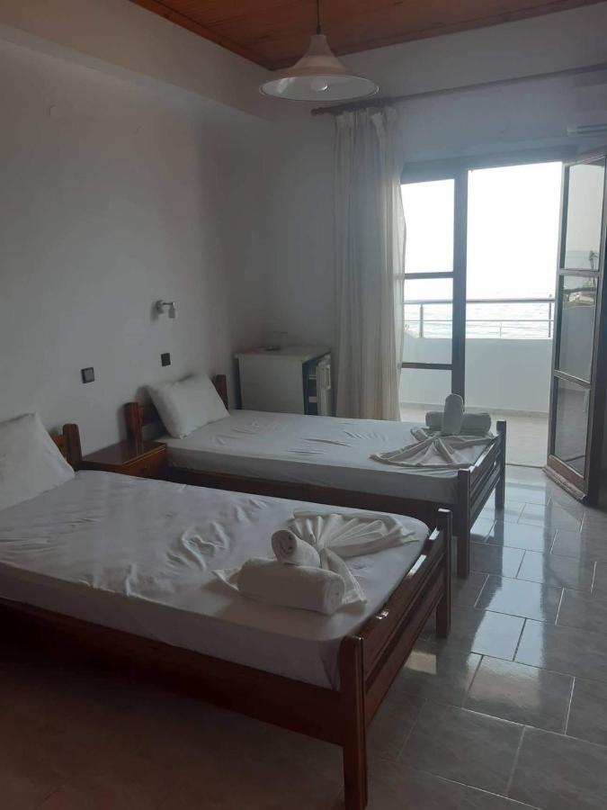 Tarra Hotel Agia Roumeli Exterior photo